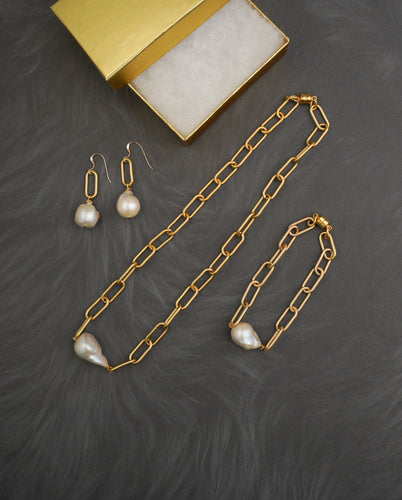 Matte Gold Paperclip Chain & Baroque Pearl