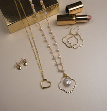 Load image into Gallery viewer, Gold &amp; Pearl Set
