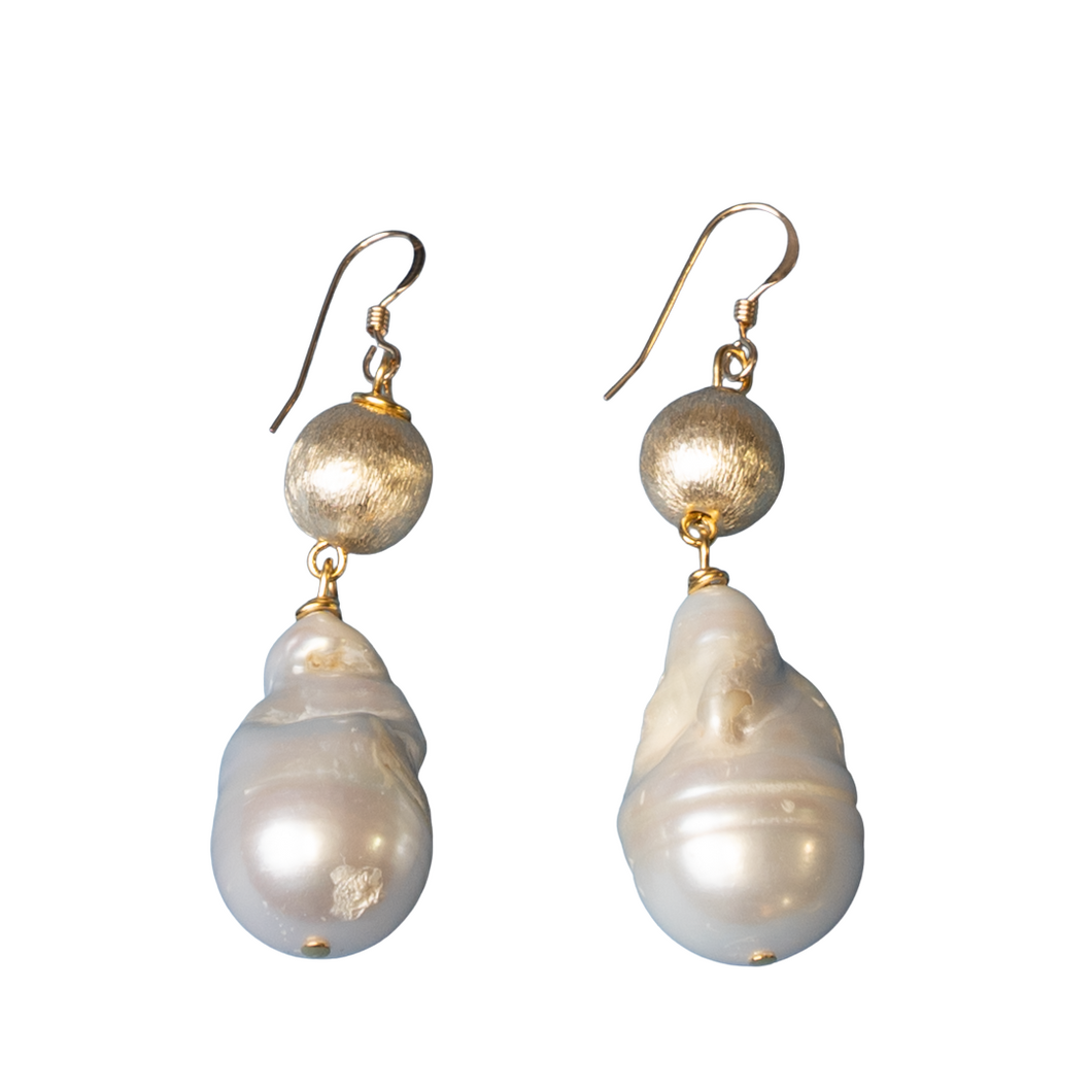 Baroque Pearl Earring