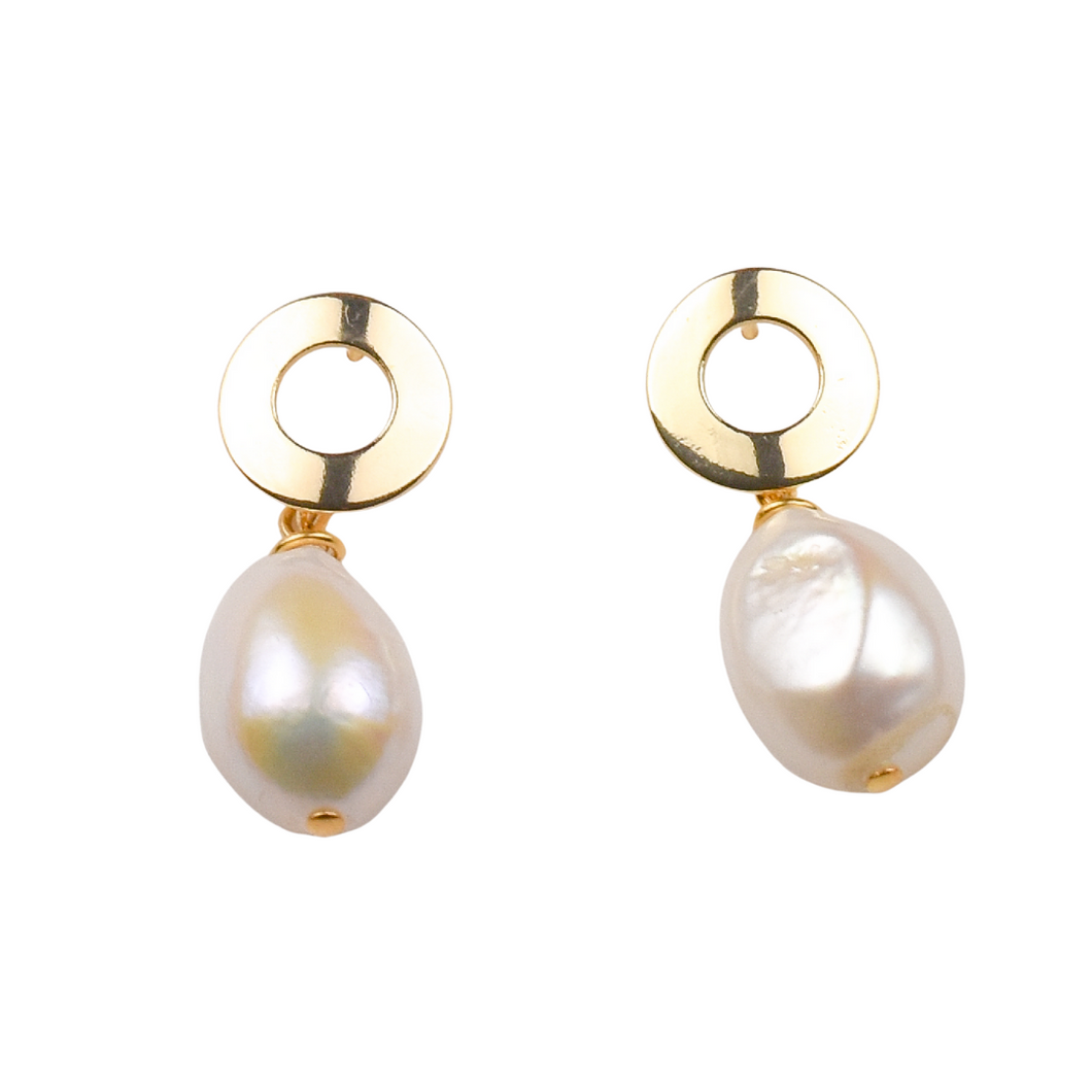 Circle Earring with Pearl