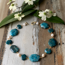 Load image into Gallery viewer, Gems &amp; Pearls Necklace