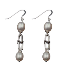 Load image into Gallery viewer, Lexington Pearl Earring