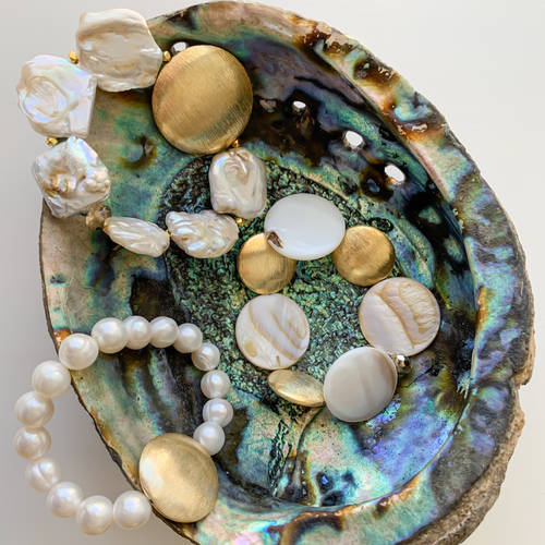 Baroque Pearl and Gold Disc Bracelet