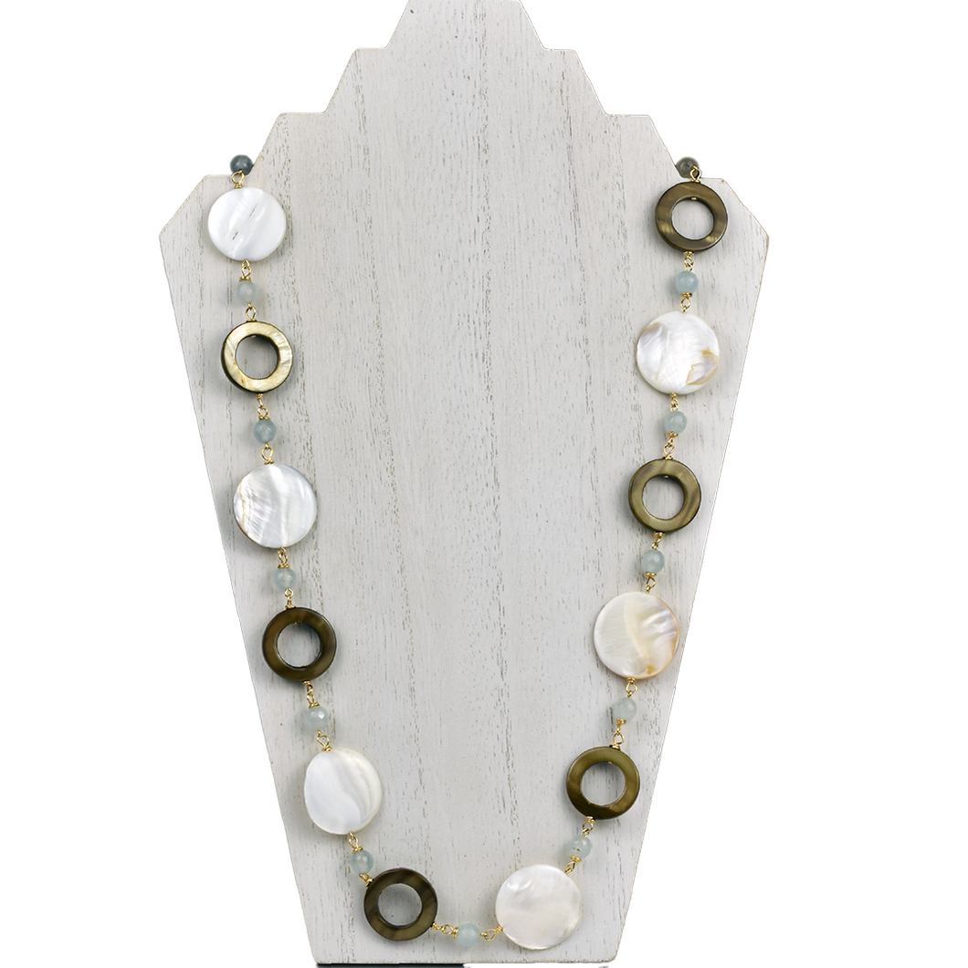 Savannah Necklace in Mother of Pearl