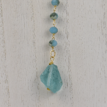 Load image into Gallery viewer, Sea Glass &amp; Teal Crystal Lariat